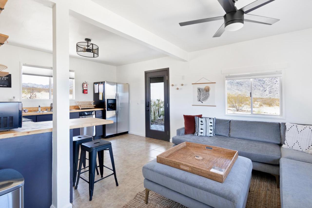 1 Minute To Joshua Tree National Park, Hot Tub, Stars, Private - The Wkndr Βίλα Twentynine Palms Εξωτερικό φωτογραφία