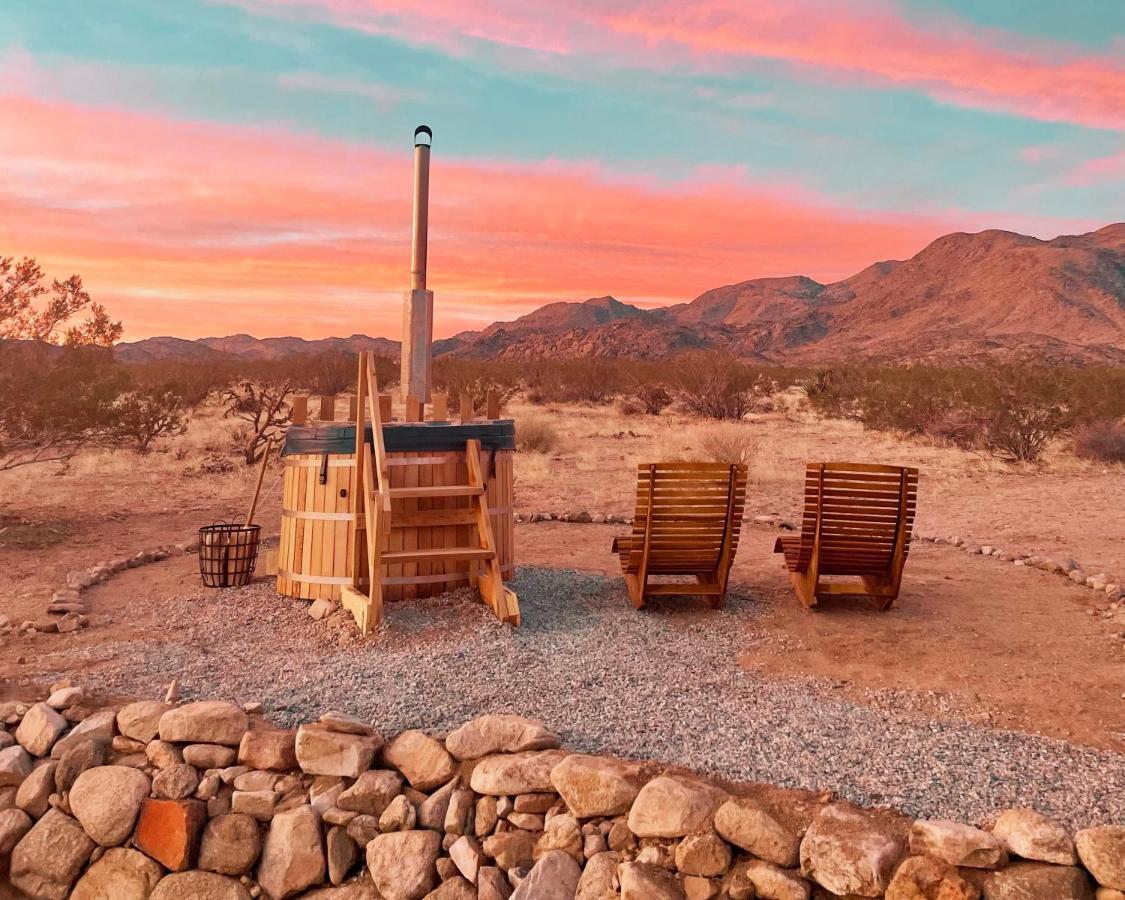 1 Minute To Joshua Tree National Park, Hot Tub, Stars, Private - The Wkndr Βίλα Twentynine Palms Εξωτερικό φωτογραφία