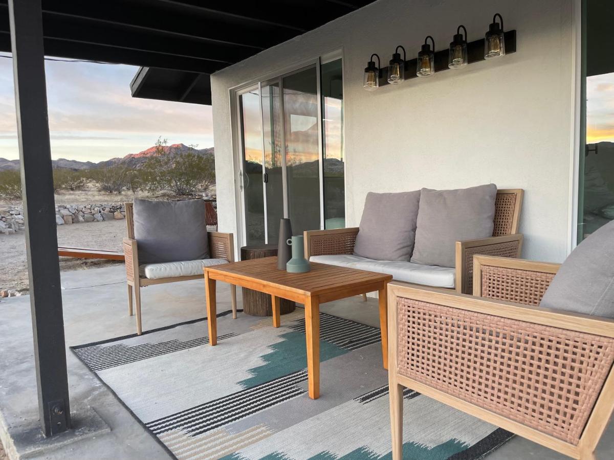 1 Minute To Joshua Tree National Park, Hot Tub, Stars, Private - The Wkndr Βίλα Twentynine Palms Εξωτερικό φωτογραφία